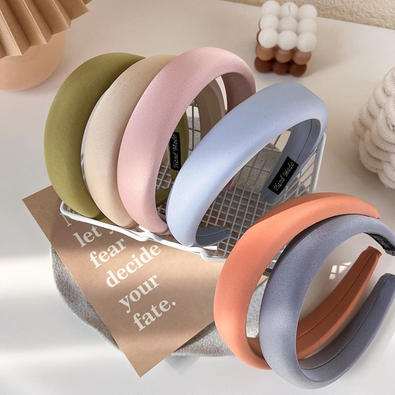 Satin headband women's spring and summer wide-brimmed high-crest headband showing face